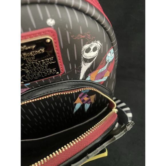 Loungefly Nightmare Before Christmas Wreath Mini Backpack Disney Halloween - Picture 9 of 9